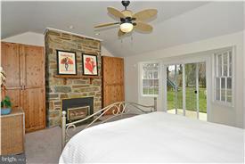10230 Parkman Road Silver Spring, MD 20903 - Photo 11 of 30 Bedroom (Master)
