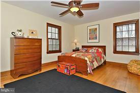 10230 Parkman Road Silver Spring, MD 20903 - Photo 18 of 30 Bedroom