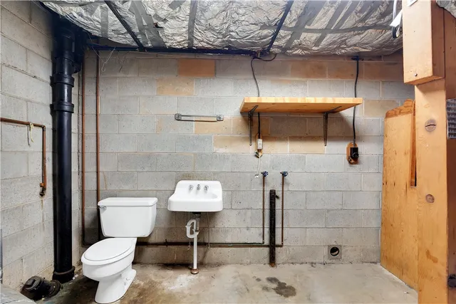 $309,000 | 500 Stewart Drive, Easley, SC 29640