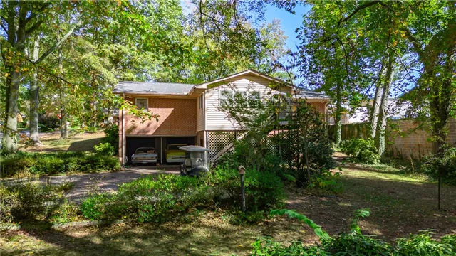 $309,000 | 500 Stewart Drive, Easley, SC 29640