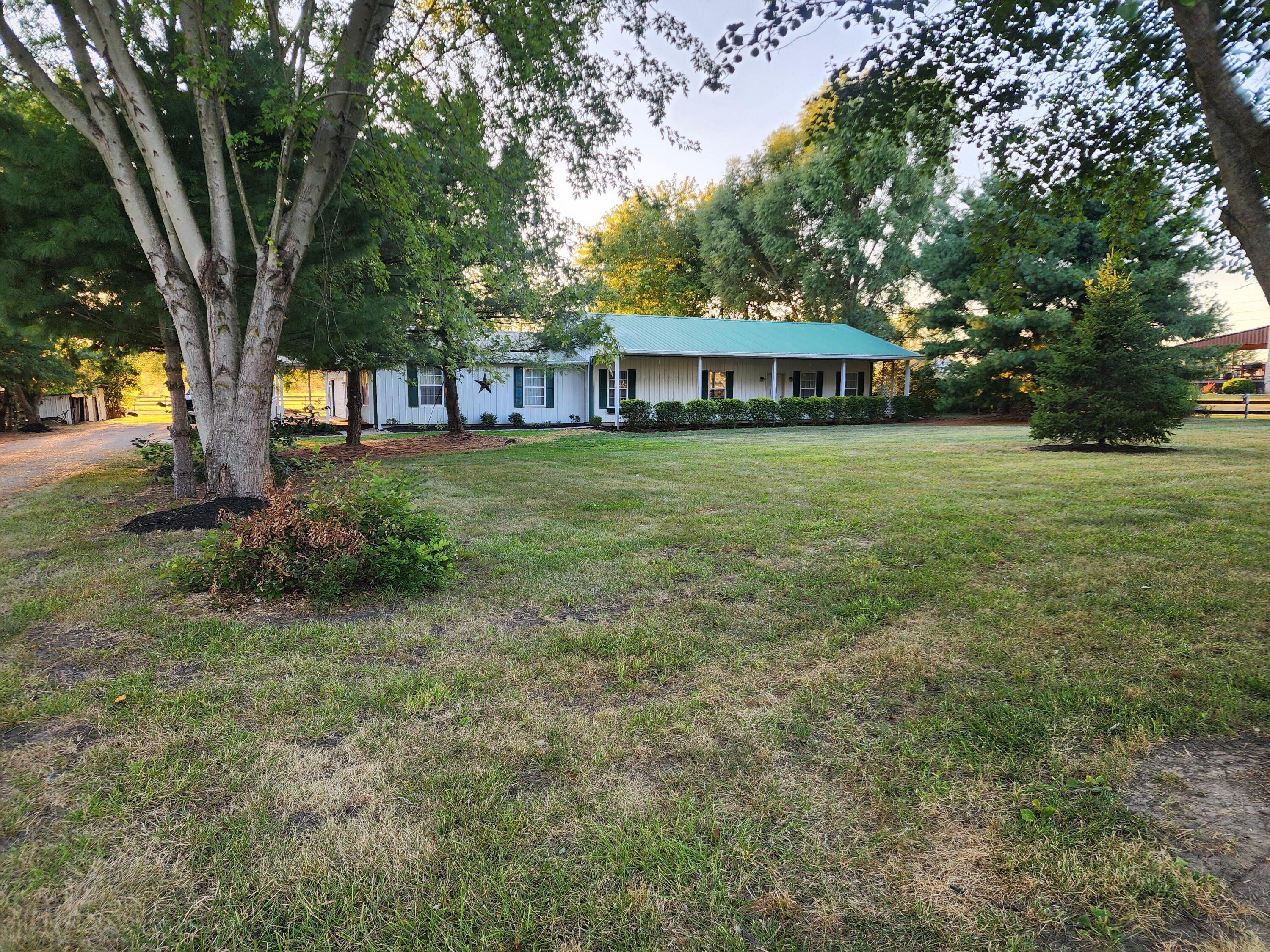 28129 Kime-Holderman Road Circleville, OH 43113 - Photo 6 of 28 beyc68dae5405c0f6