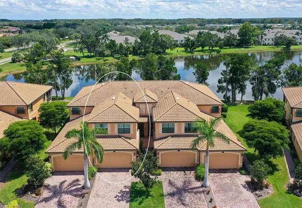 $365,000 | 115 Red Fox Court, Unit 102, Bradenton, FL 34212