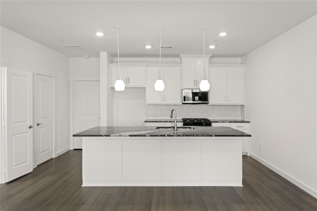 2009 Aldrich Road Celina, TX 75009 - Photo 10 of 28