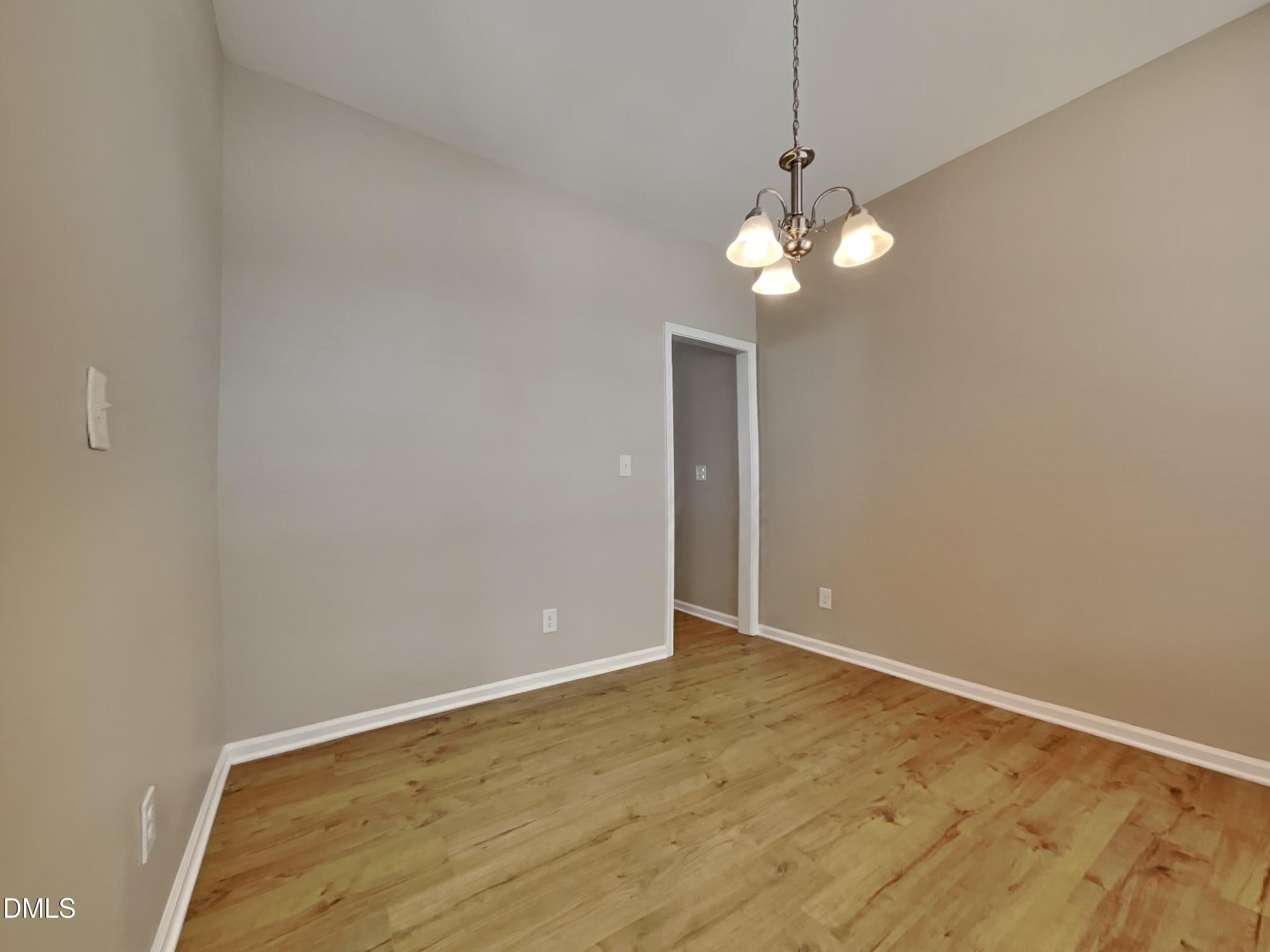 110 Shore Smithfield, NC 27577 - Photo 4 of 15 3_Image_jTvcRnIBjr