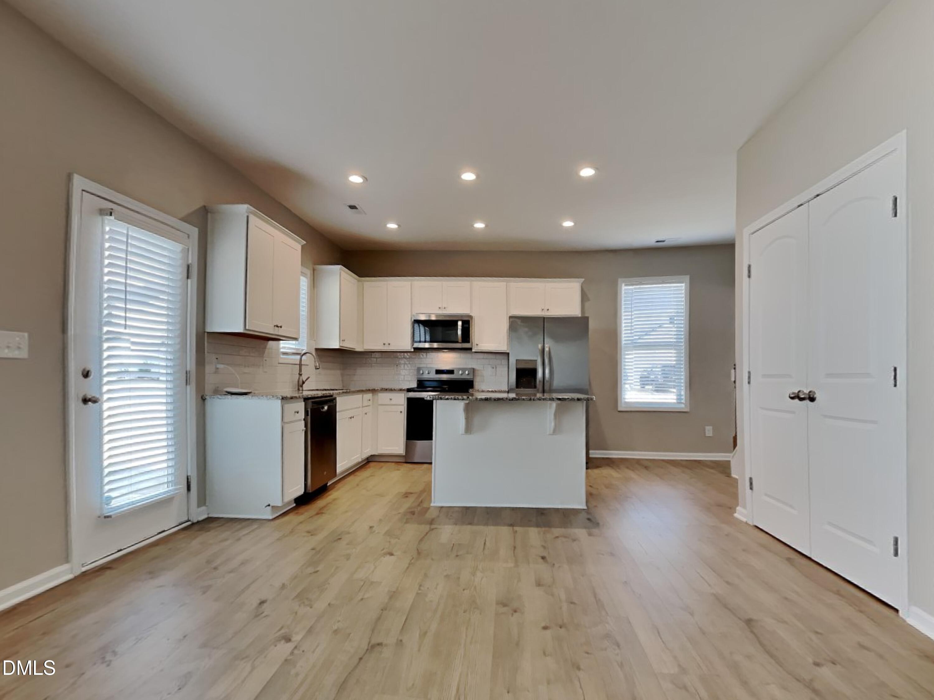 110 Shore Smithfield, NC 27577 - Photo 5 of 15 4_Image_RwyLdloOyk