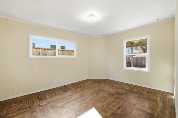 a view of empty room with window