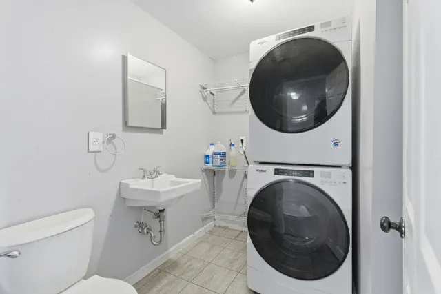 $610,000 | 7 Bradford Street, Nashua, NH 03063