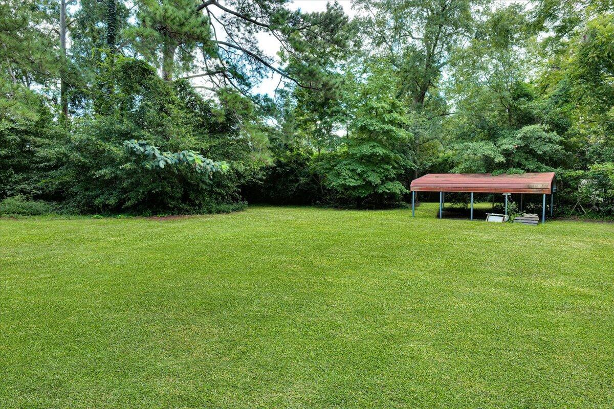 256 Williamsburg Street Northeast Aiken, SC 29801 - Photo 5 of 23 05-Williamsburg St (5 of 24)