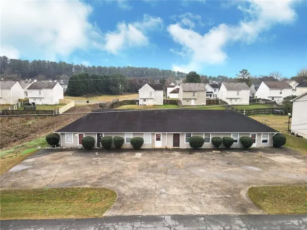 $750,000 | 124 Evergreen Trail Southeast, Cartersville, GA 30121