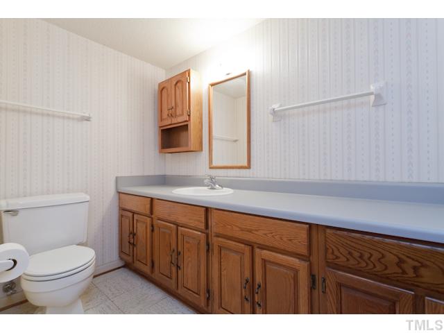4112 Pittsford Road Raleigh, NC 27604 - Photo 8 of 24 Gallery Image 8