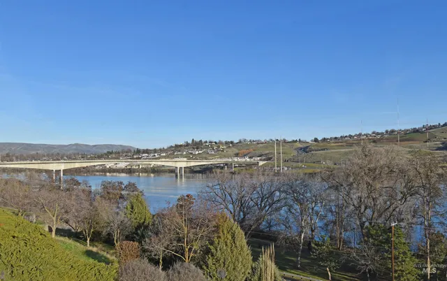 $525,000 | 1909 Parkview Court, Clarkston, WA 99403