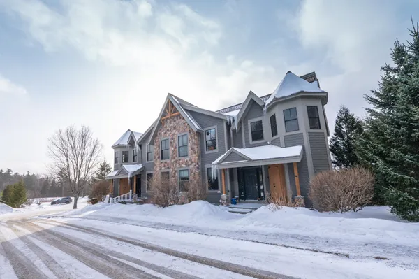 $949,000 | 15 B Boulder Ridge Drive, West Dover, VT 05356