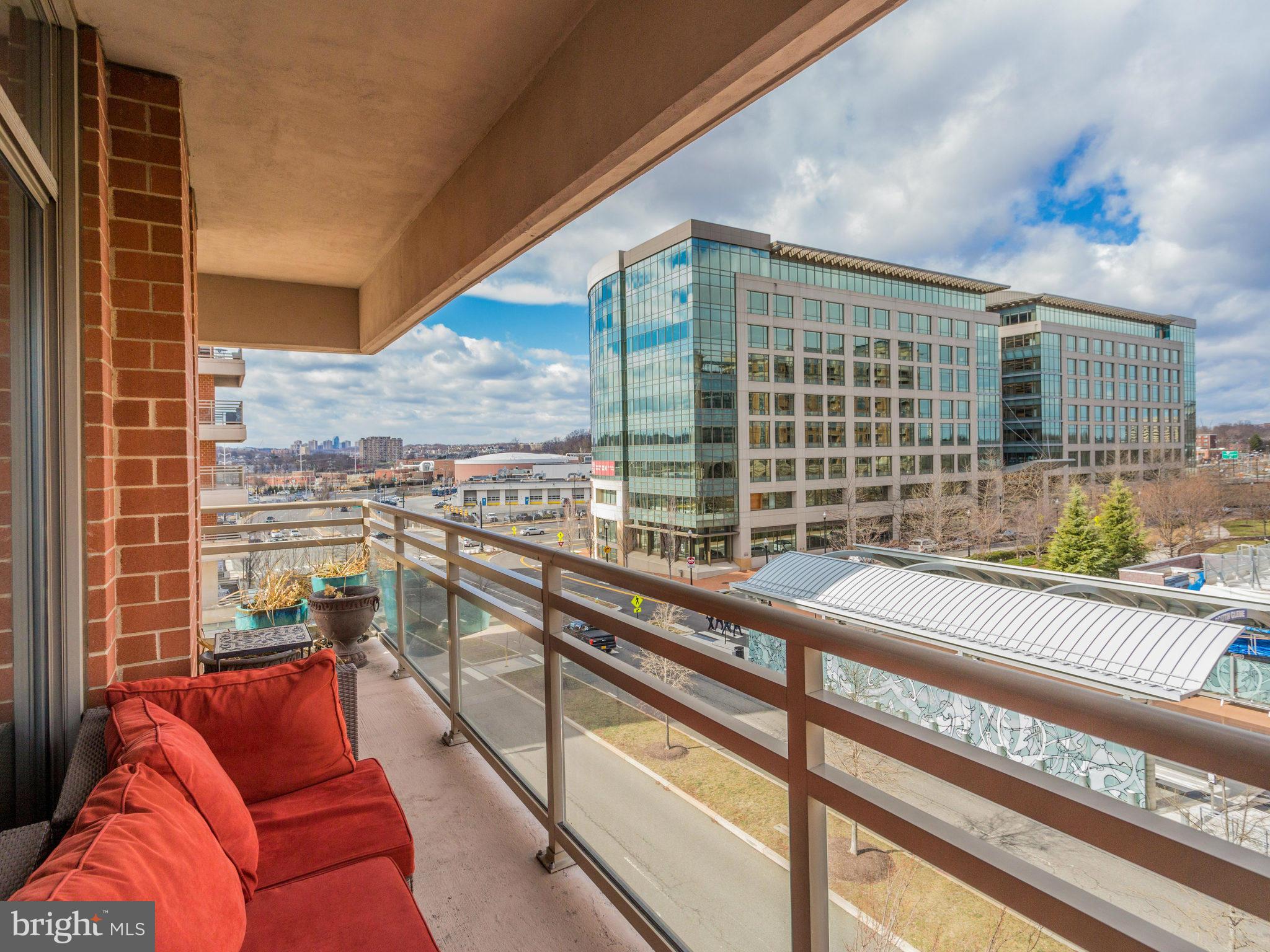 3650 South Glebe Road, Unit 443 Arlington, VA 22202 - Photo 21 of 30 Private Balcony