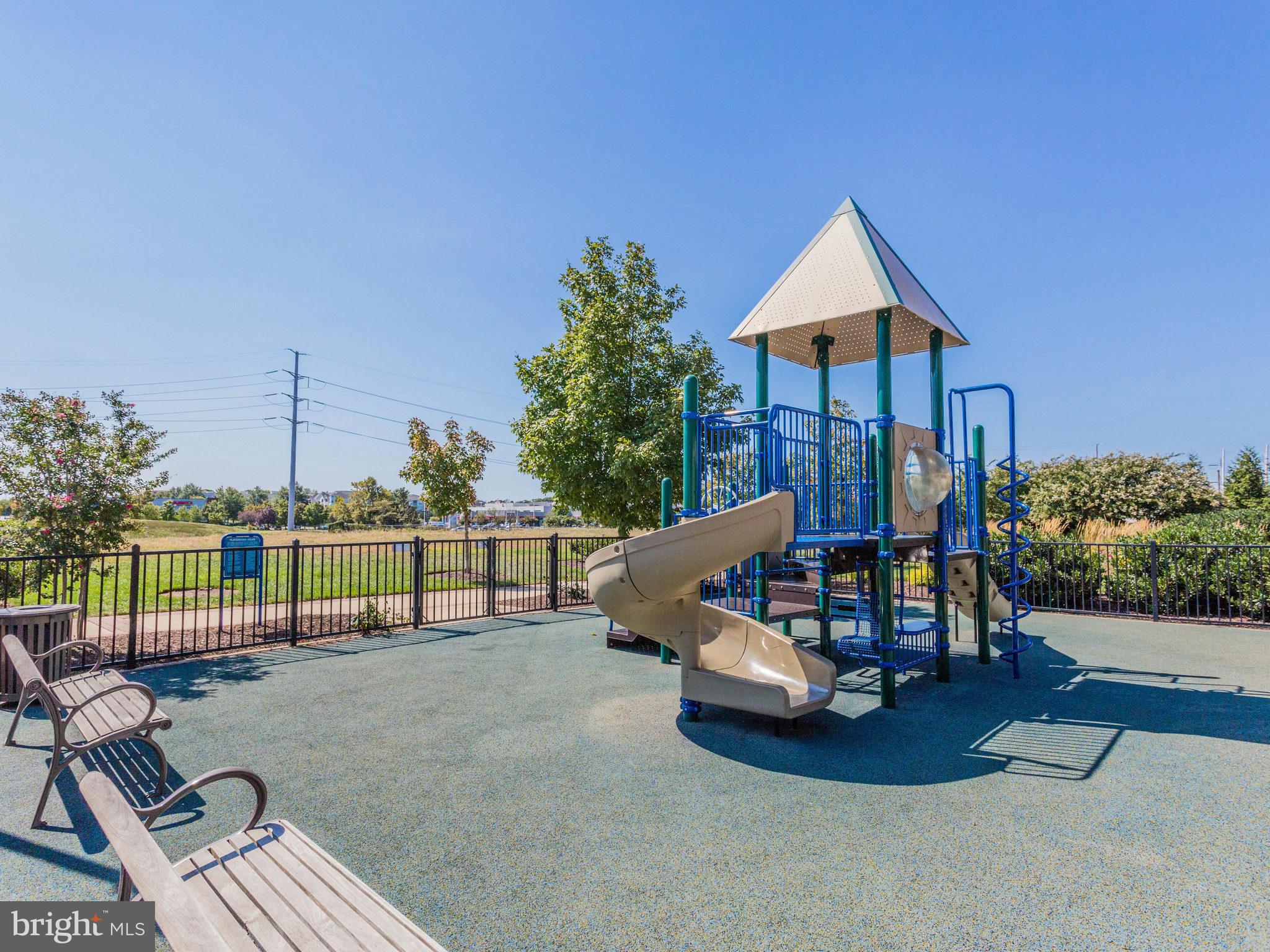 3650 South Glebe Road, Unit 443 Arlington, VA 22202 - Photo 30 of 30 Community Playground