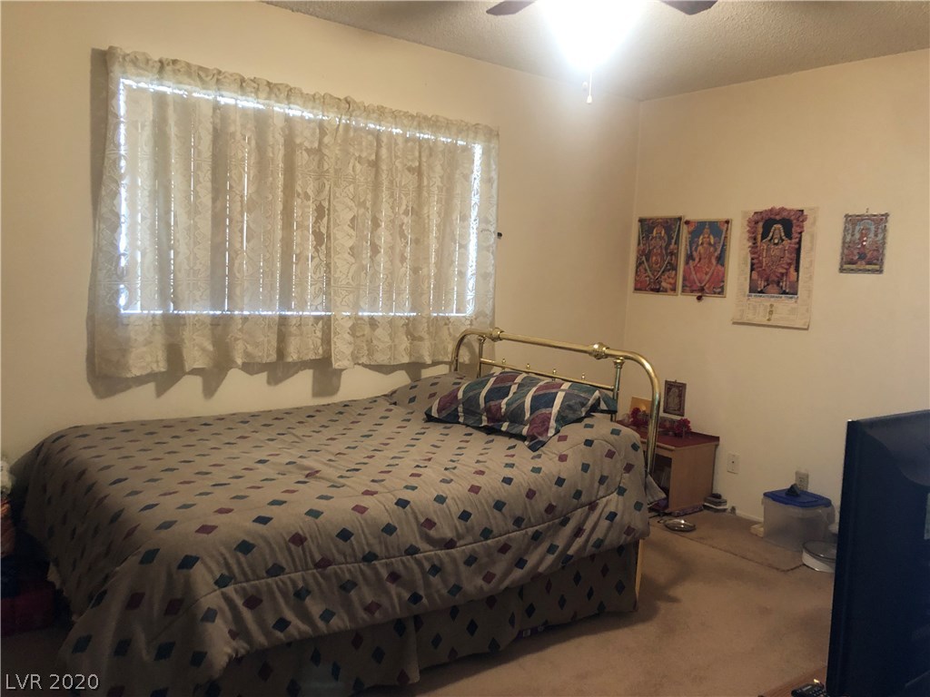 237 Roland Wiley Road Las Vegas, NV 89145 - Photo 13 of 21 Gallery Image 13