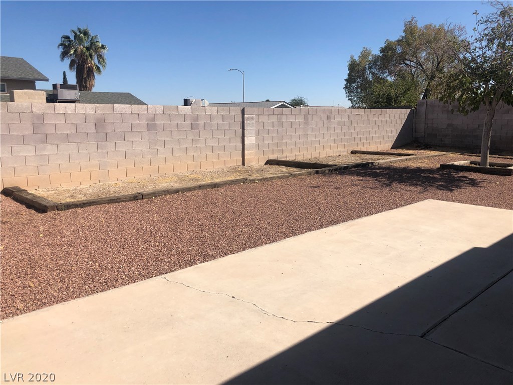 237 Roland Wiley Road Las Vegas, NV 89145 - Photo 20 of 21 Gallery Image 20