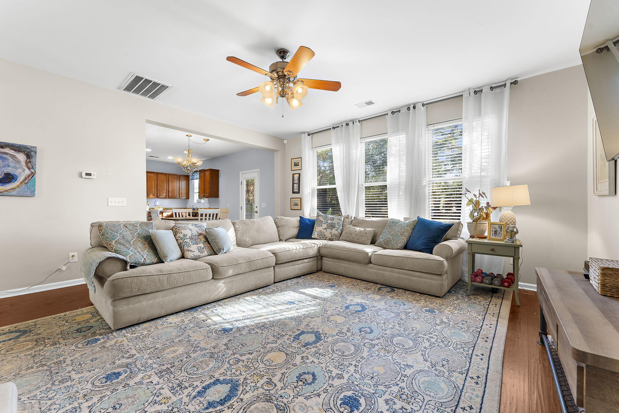 1301 Merchant Court Mount Pleasant, SC 29466 - Photo 13 of 46 9-web-or-mls-DSC04176