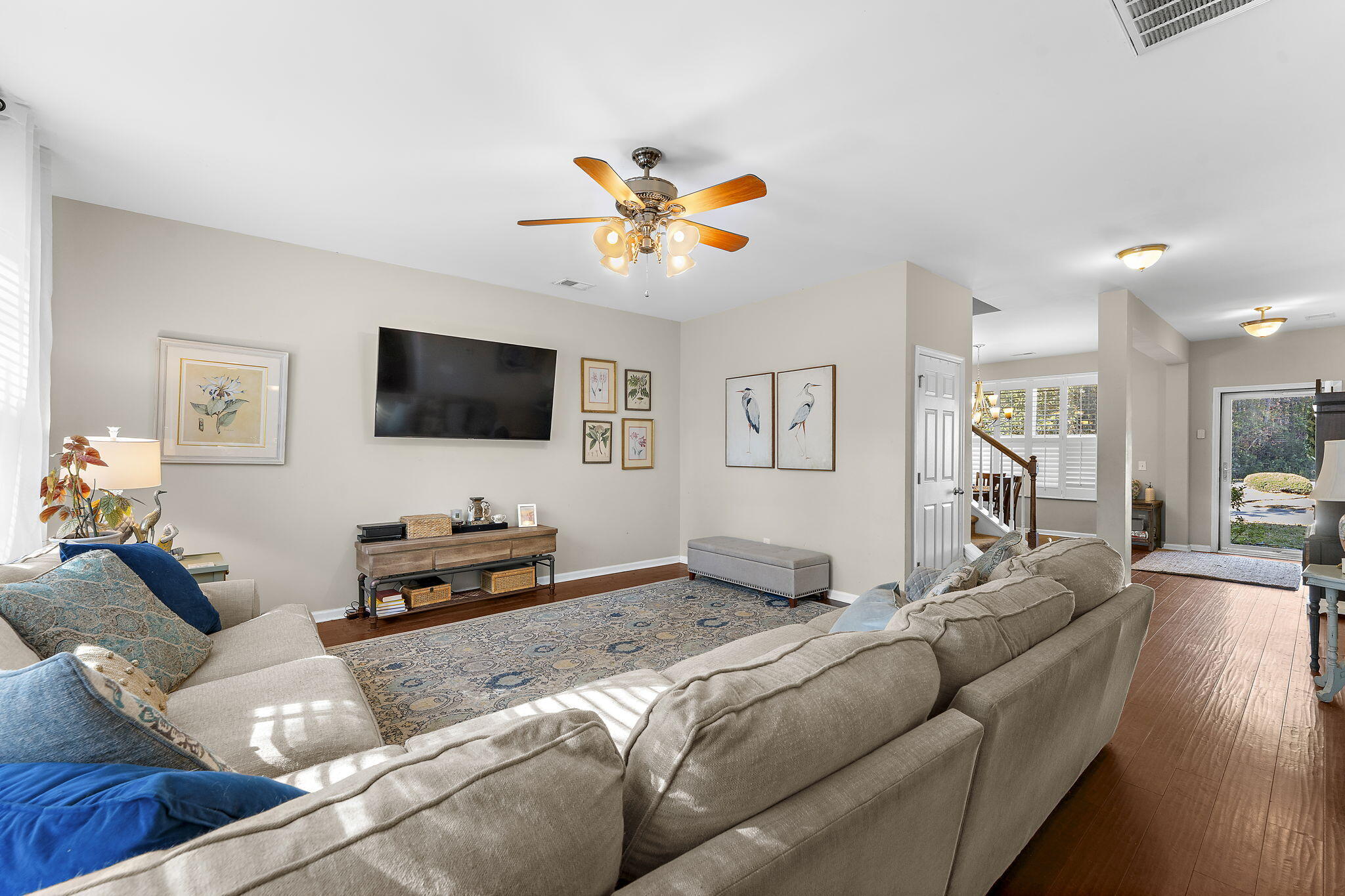 1301 Merchant Court Mount Pleasant, SC 29466 - Photo 15 of 46 11-web-or-mls-DSC04186