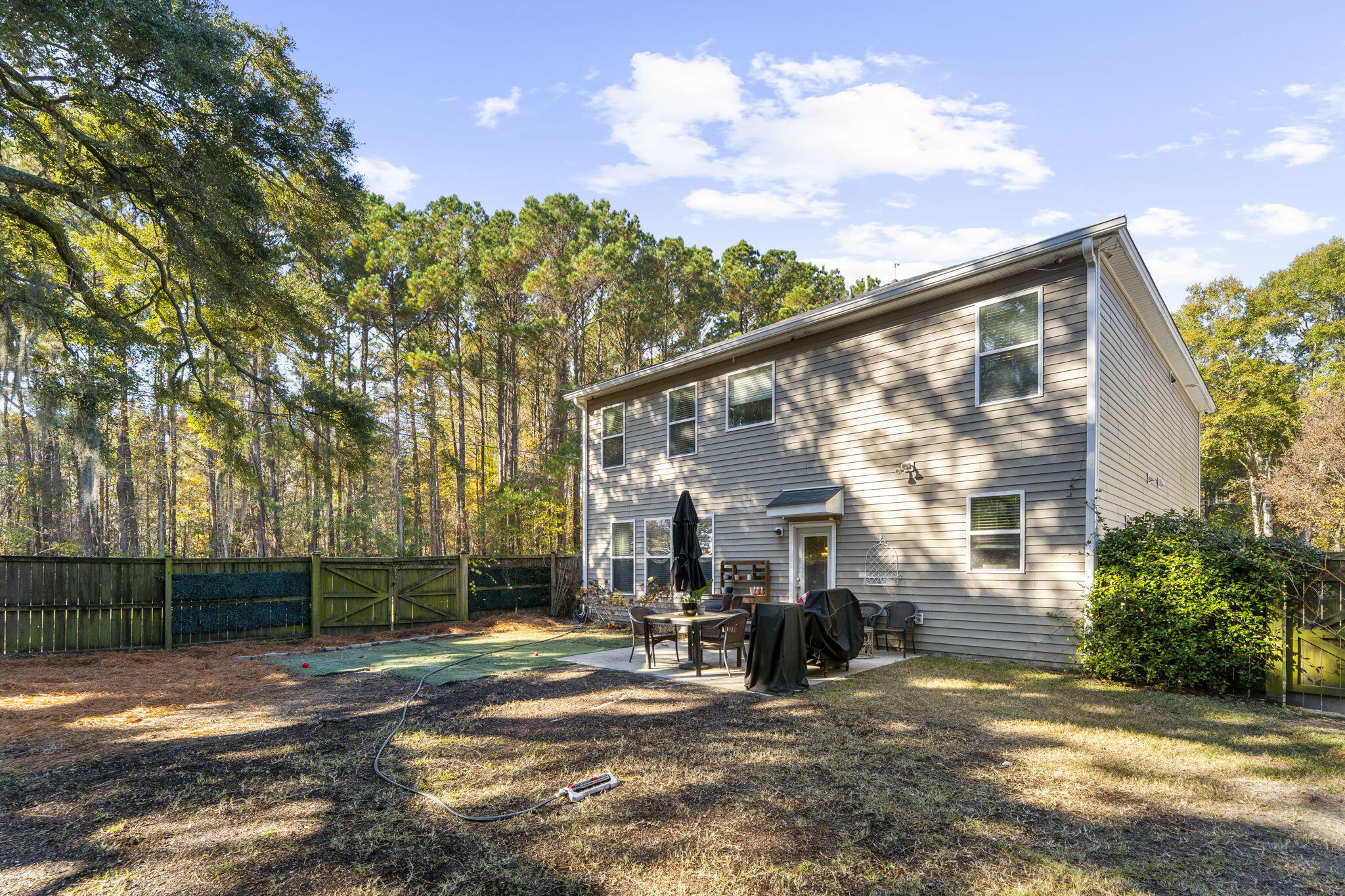 1301 Merchant Court Mount Pleasant, SC 29466 - Photo 4 of 46 35-web-or-mls-DSC04320