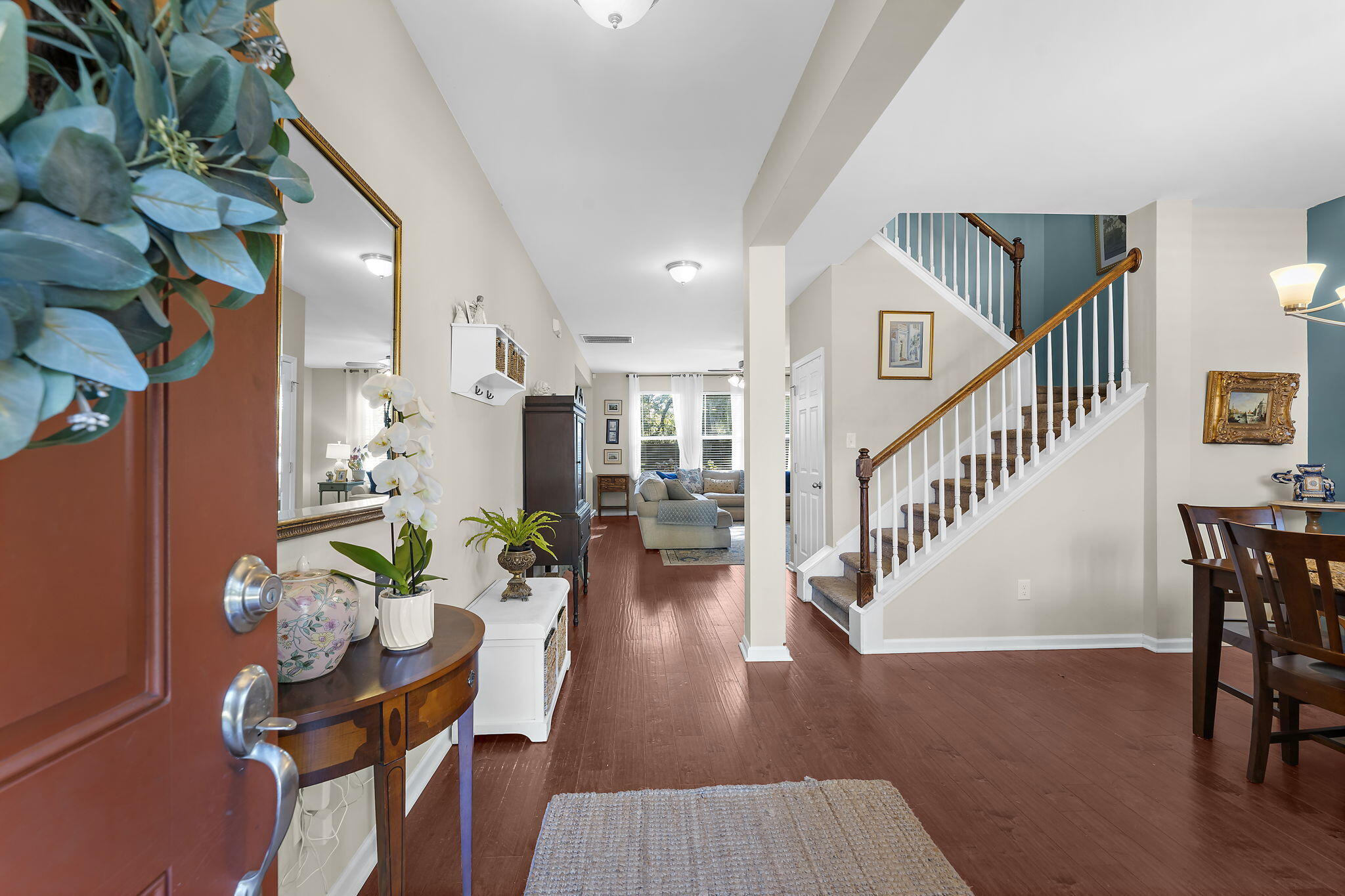 1301 Merchant Court Mount Pleasant, SC 29466 - Photo 9 of 46 22-web-or-mls-DSC04251