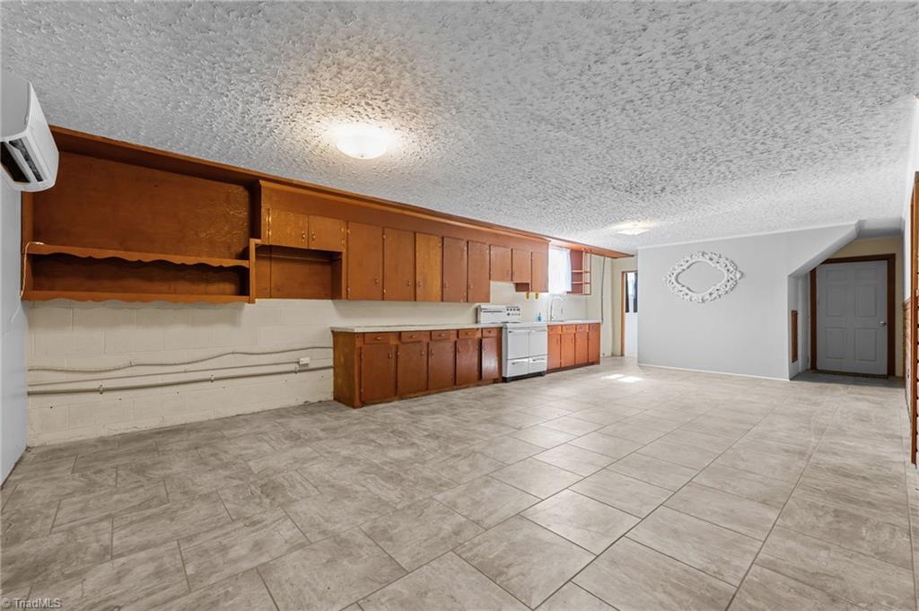 5305 Belews Creek Road Walkertown, NC 27051 - Photo 23 of 50