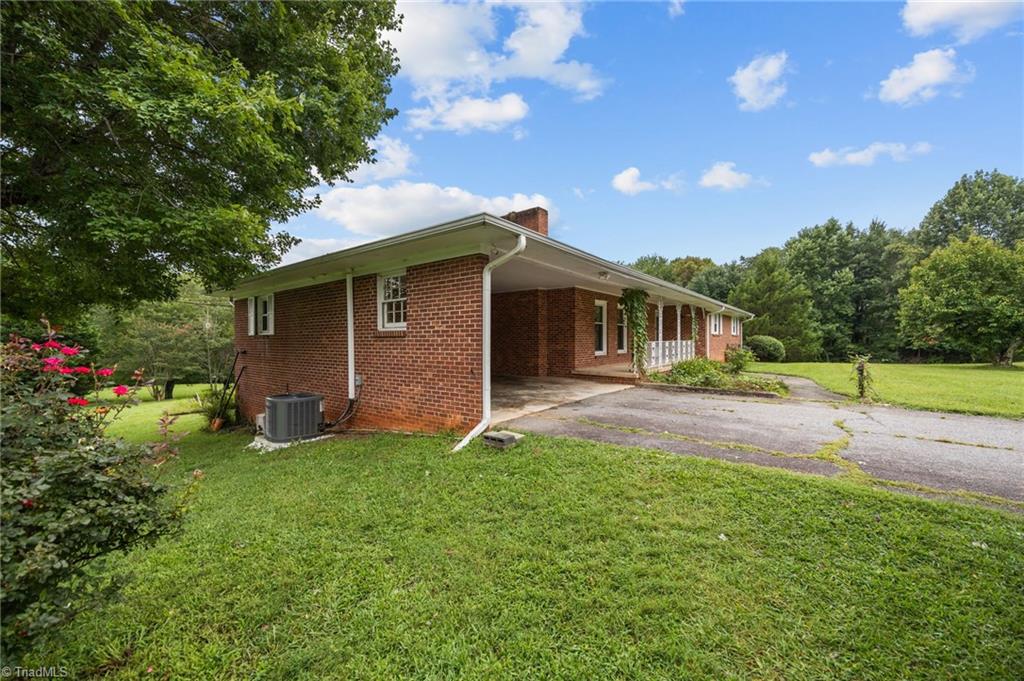 5305 Belews Creek Road Walkertown, NC 27051 - Photo 39 of 50