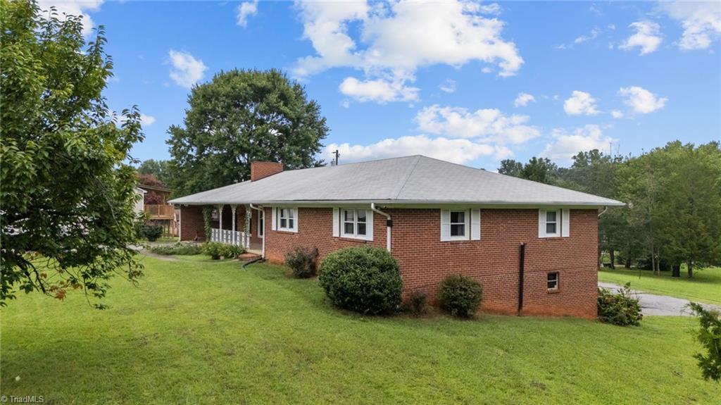 5305 Belews Creek Road Walkertown, NC 27051 - Photo 41 of 50