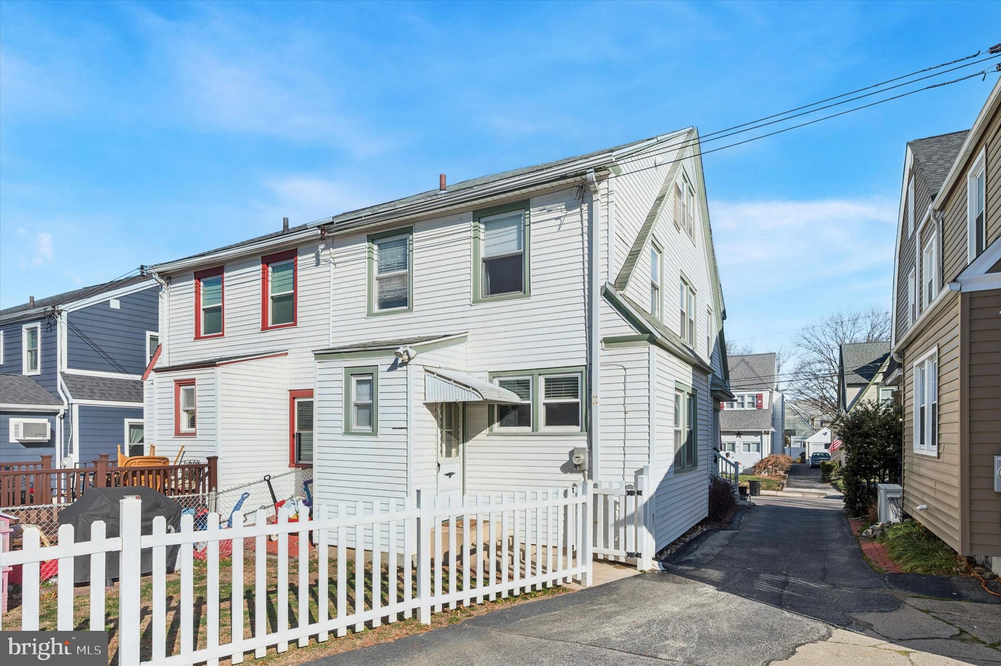 220 Sedgewood Road Springfield, PA 19064 - Photo 27 of 27 a view of a house with a backyard