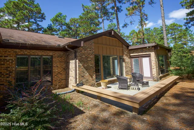 $375,000 | 737 Burlwood Drive, Southern Pines, NC 28387