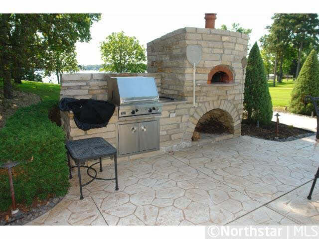 426 Ferndale Road South Wayzata, MN 55391 - Photo 12 of 15