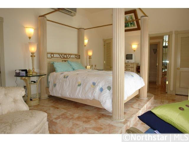 426 Ferndale Road South Wayzata, MN 55391 - Photo 14 of 15