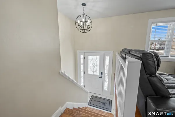 $425,000 | 18 Crestwood Trail, East Hartford, CT 06118
