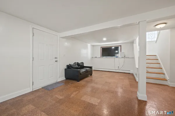 $425,000 | 18 Crestwood Trail, East Hartford, CT 06118