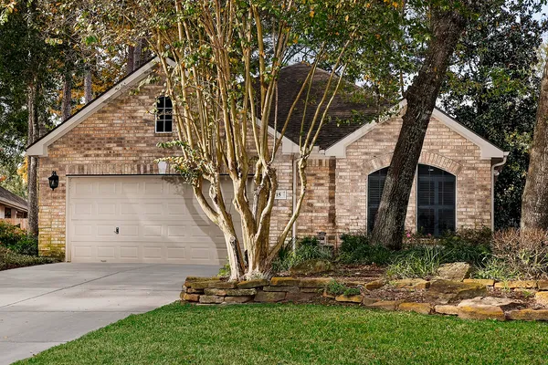 $342,000 | 15 Lilac Ridge Place, The Woodlands, TX 77384