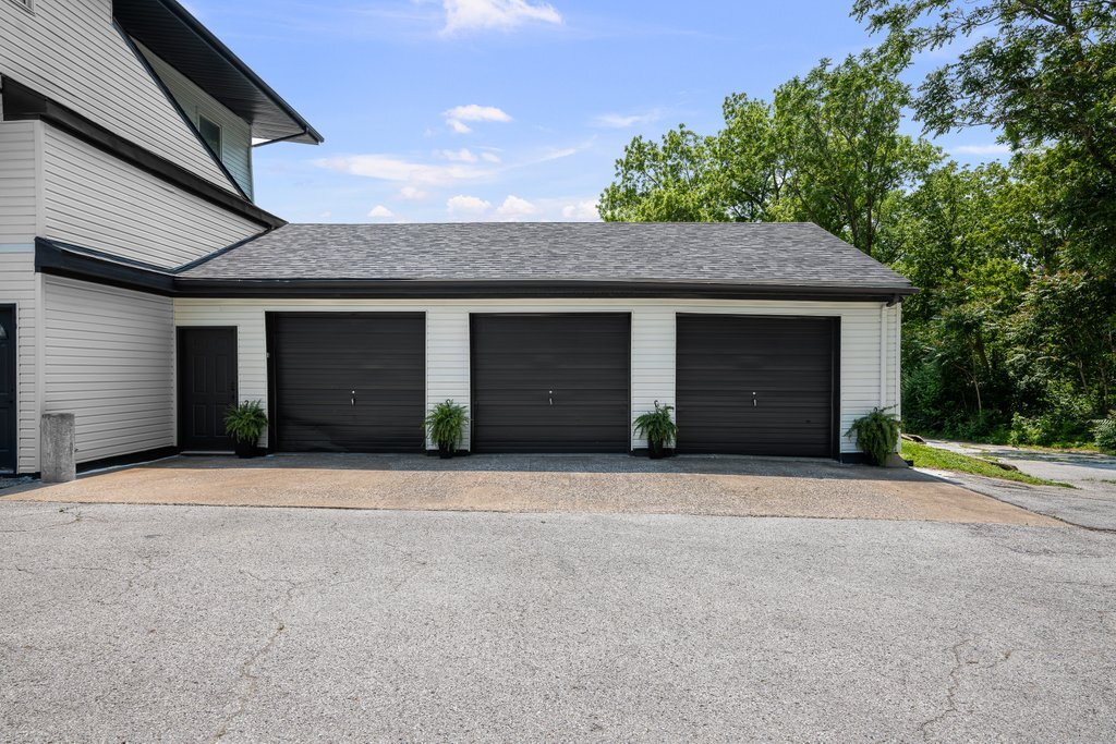 2400 24th Street Rock Island, IL 61201 - Photo 5 of 35
