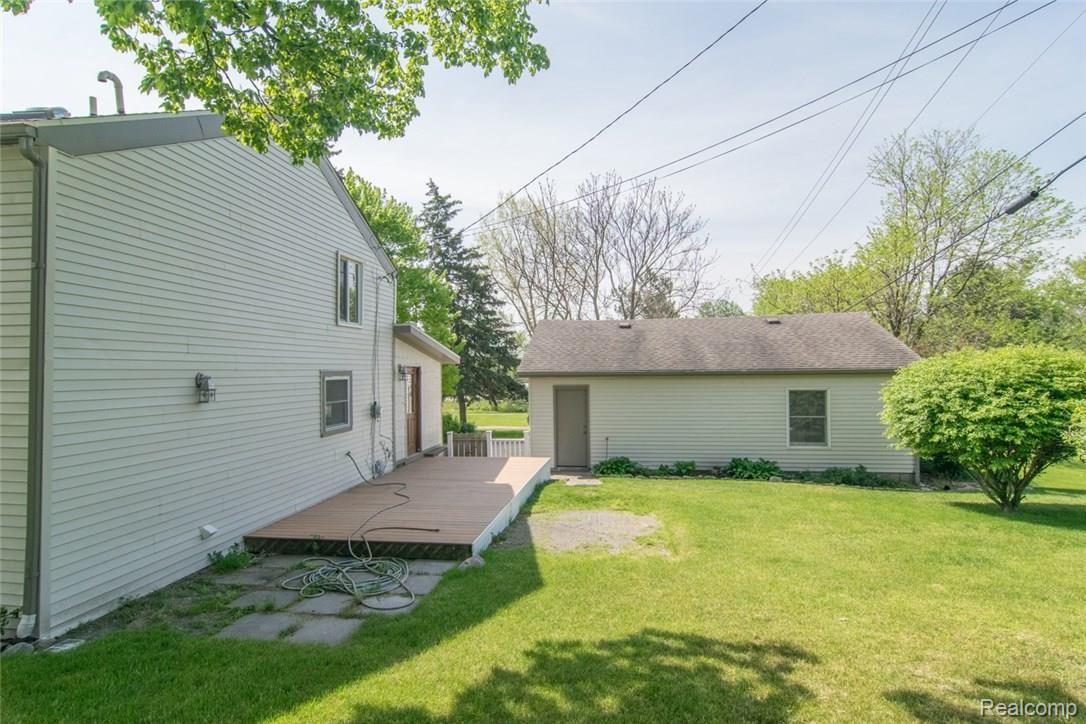 6851 Clintonville Road Clarkston, MI 48348 - Photo 46 of 51 DSC_0059.jpg