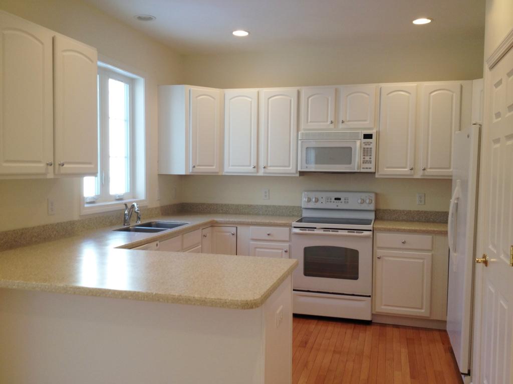 11 Tarleton Lane, Unit 11 Amherst, NH 03031 - Photo 12 of 23 Gallery Image 12