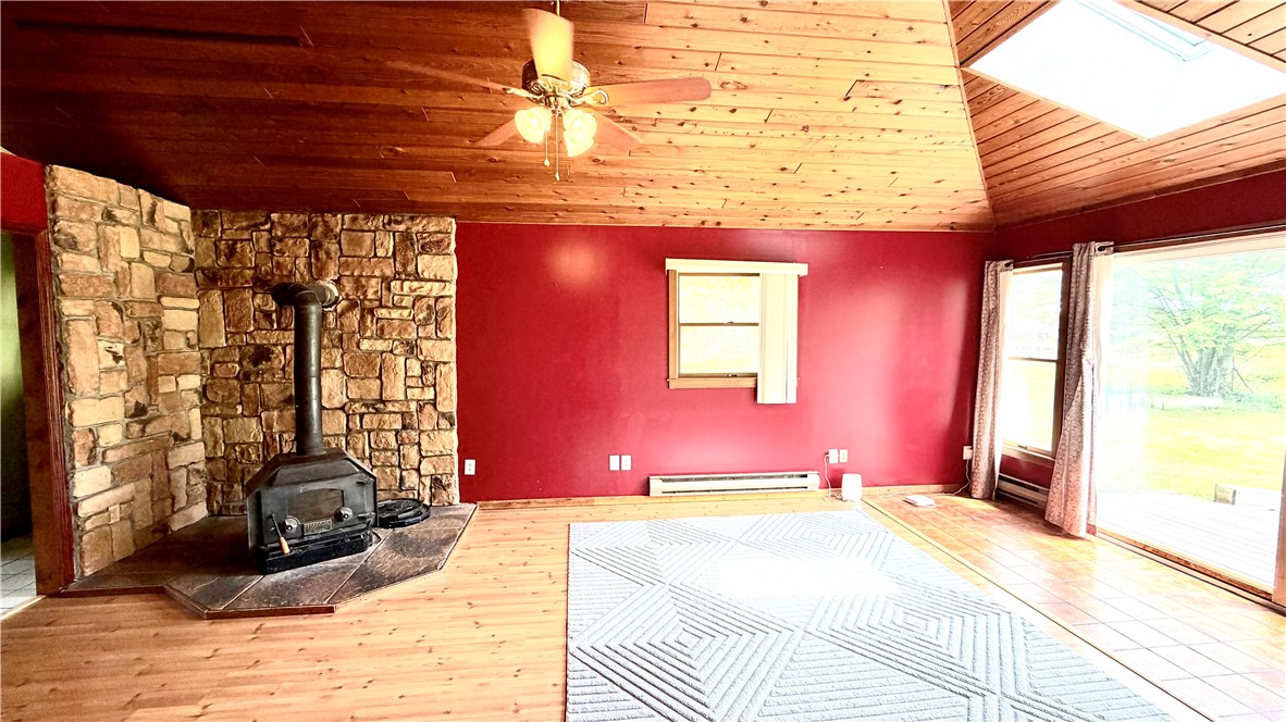 312 Berg Road Ontario, NY 14519 - Photo 3 of 31