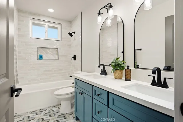 $1,279,000 | 2302 Lori Lane, Santa Ana, CA 92706