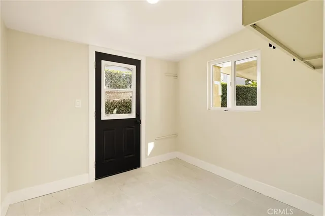 $1,279,000 | 2302 Lori Lane, Santa Ana, CA 92706