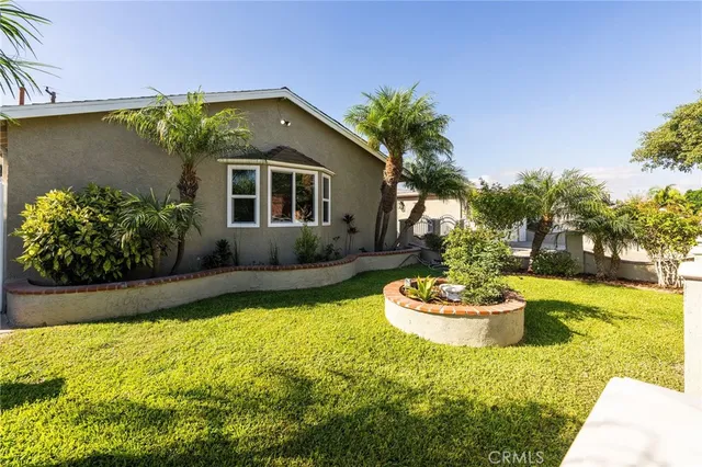 $1,279,000 | 2302 Lori Lane, Santa Ana, CA 92706