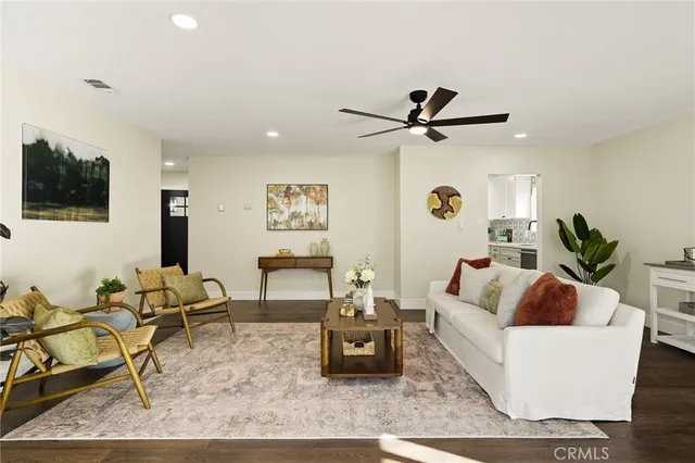 $1,279,000 | 2302 Lori Lane, Santa Ana, CA 92706