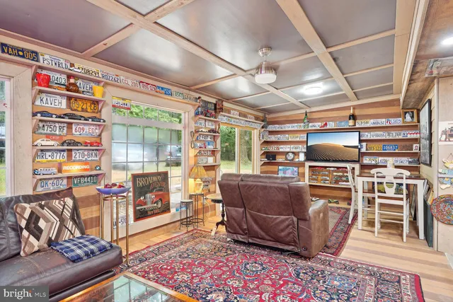 $3,650,000 | 10813 Lockland Road, Potomac, MD 20854