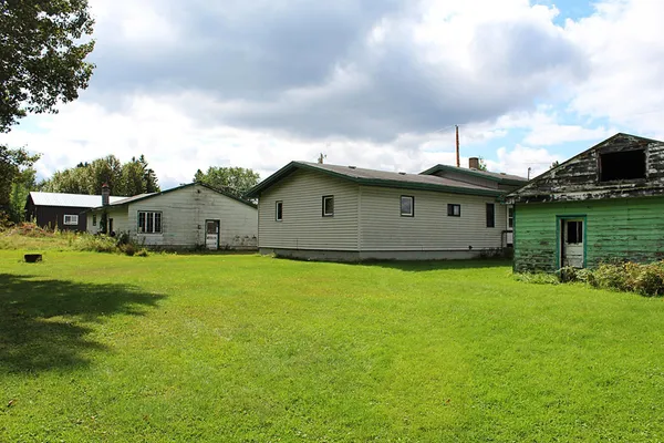 $199,500 | 1530 North 20th Avenue East, Ely, MN 55731