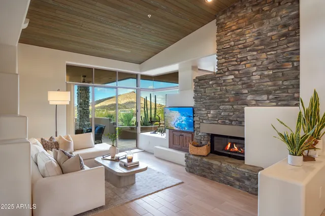 $7,500 | 10214 East Old Trail Road, Scottsdale, AZ 85262