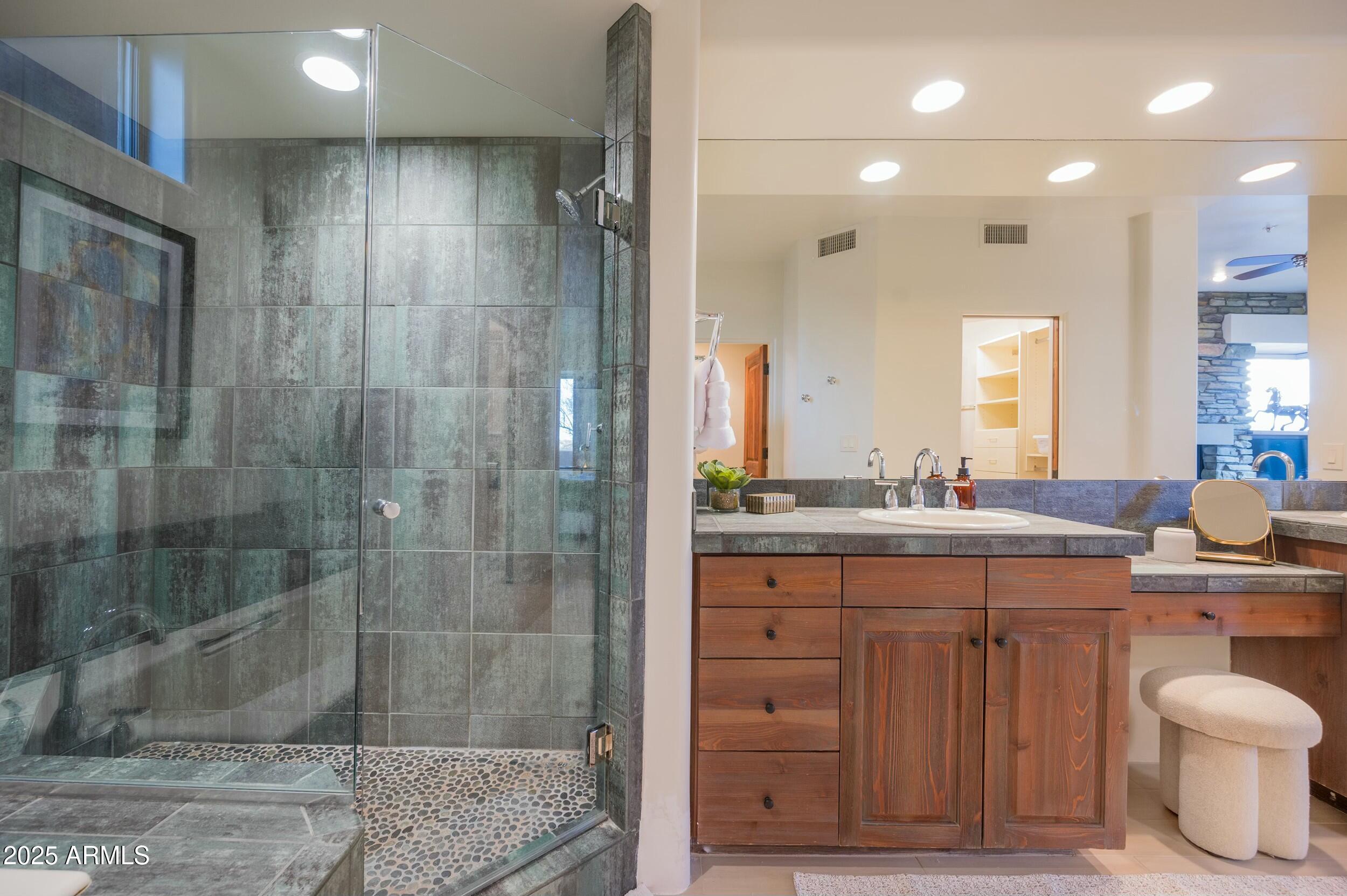 10214 East Old Trail Road Scottsdale, AZ 85262 - Photo 31 of 50 Vanity~