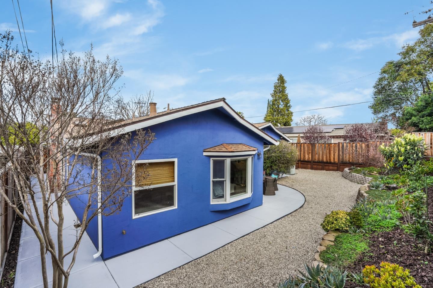 1684 Zinnia Lane San Jose, CA 95124 - Photo 33 of 33 a front view of a house with yard