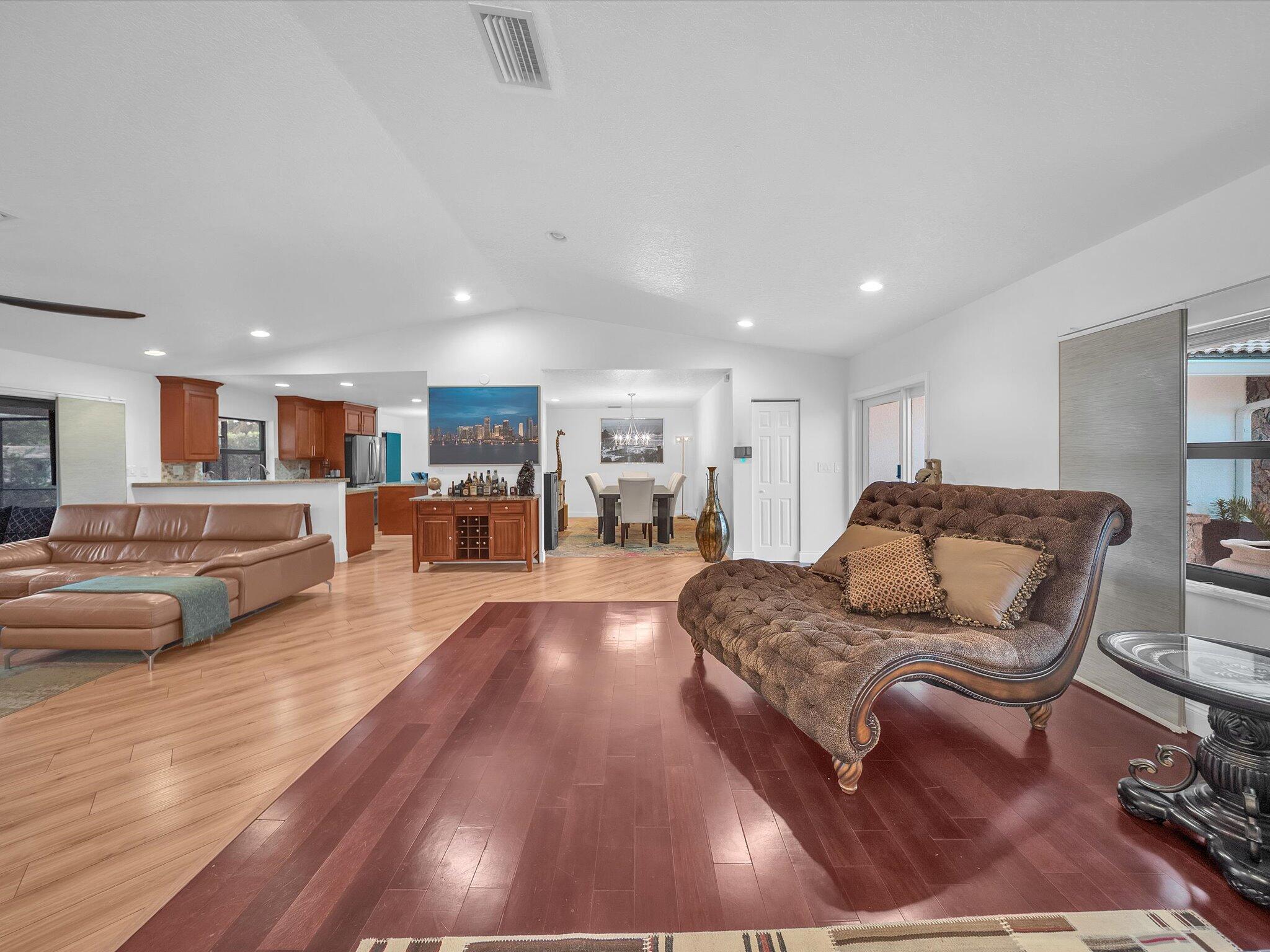 10134 Crosswind Road Boca Raton, FL 33498 - Photo 12 of 38 16-DSC0079