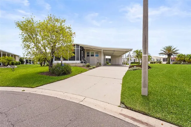 $243,000 | 8470 Imperial Circle, Palmetto, FL 34221