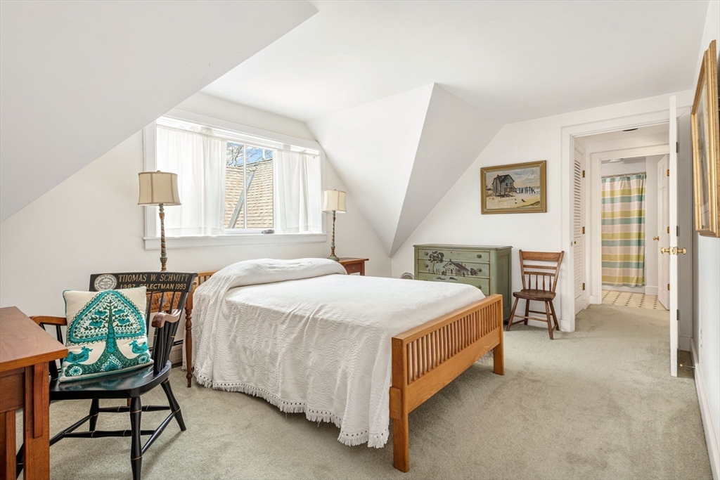 28 Whistler Point Road Westport, MA 02790 - Photo 18 of 35 Gallery Image 18